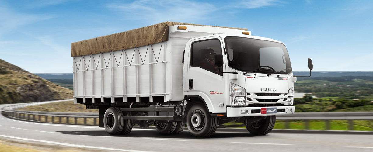 Япония утвердила запрет на поставку в РФ грузовиков и бульдозеров